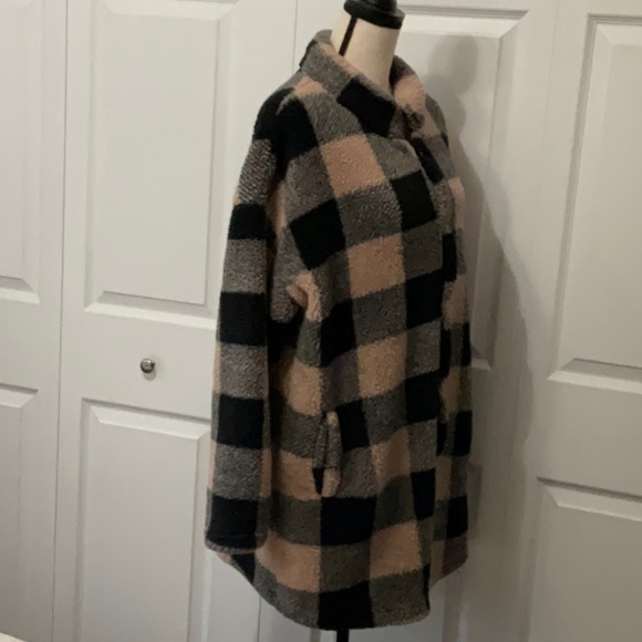 NWOT Buffalo Check Long Soft Fleece like Jacket, XL, Tan/Beige and Black - Picture 4 of 9